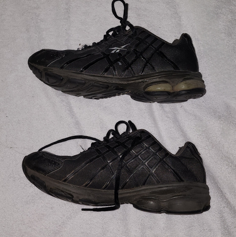 Vintage Reebok Shoes sz9